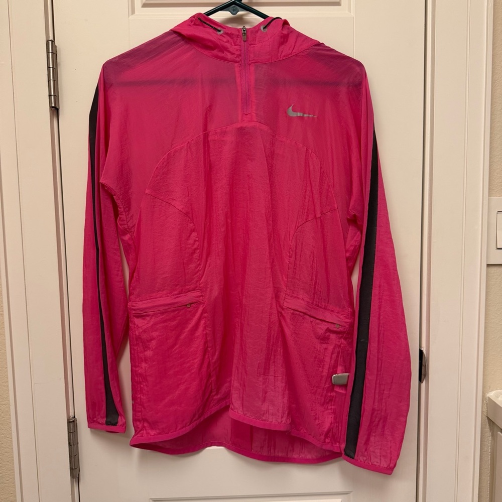 Nike Fuchsia Hooded Extremely Lightweight Pullover Jacket
